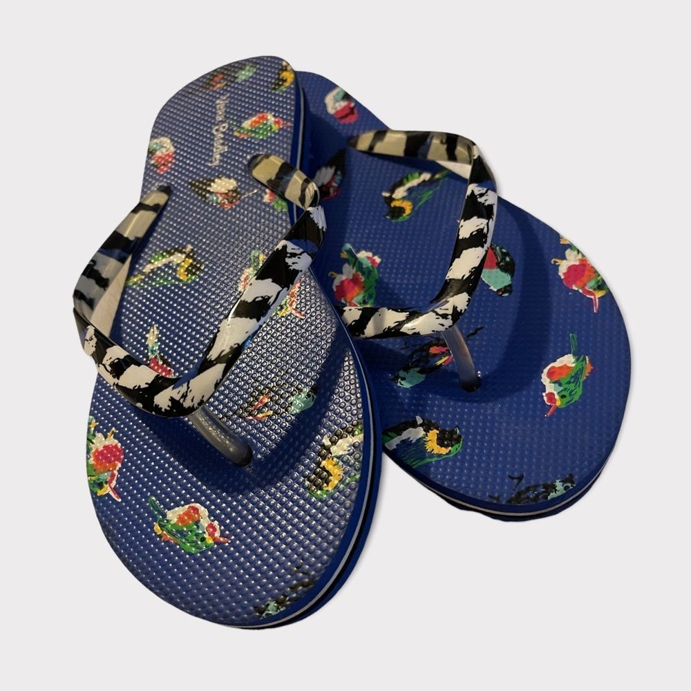 Women’s Vera Bradley Mini Tody Birds Blue Flip Flops. Size 5/6